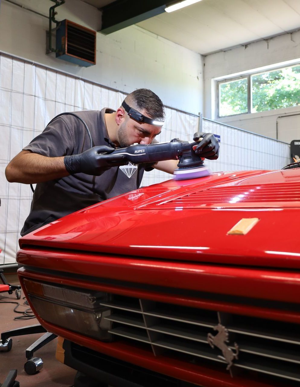 Ferrari in de workshop